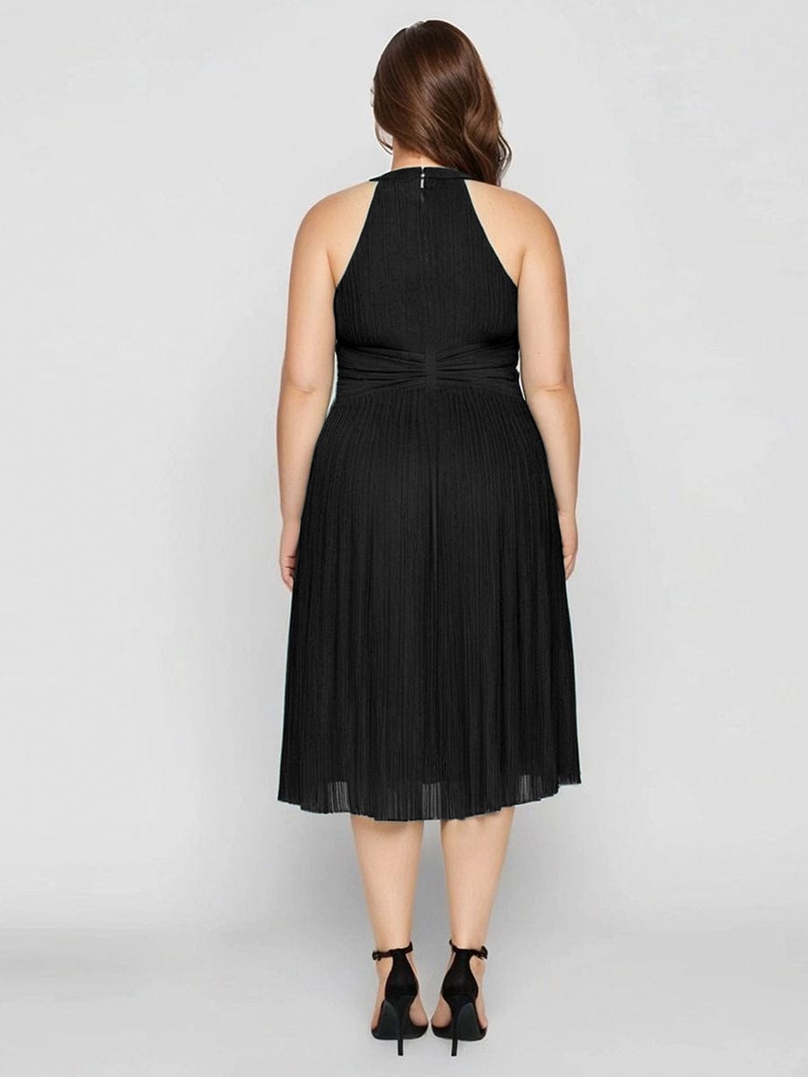 pretty VAYLA|Plus-Size Glittery Halter Neck Dress