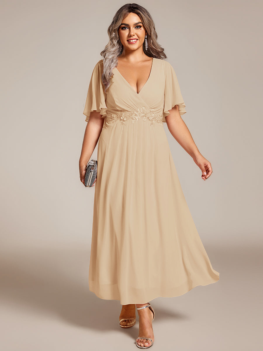 pretty DAHLIA|Plus Size Elegant Short Sleeves V-Neck Floral Applique Wedding Guest Dress