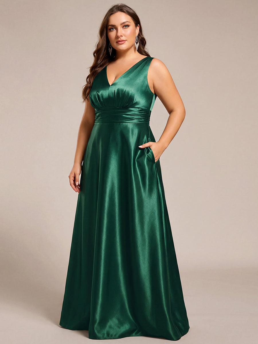 pretty INDY|Plus Size Satin Empire Waist Maxi Bridesmaid Dress with Pockets
