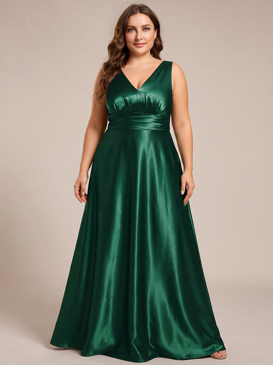 pretty INDY|Plus Size Satin Empire Waist Maxi Bridesmaid Dress with Pockets
