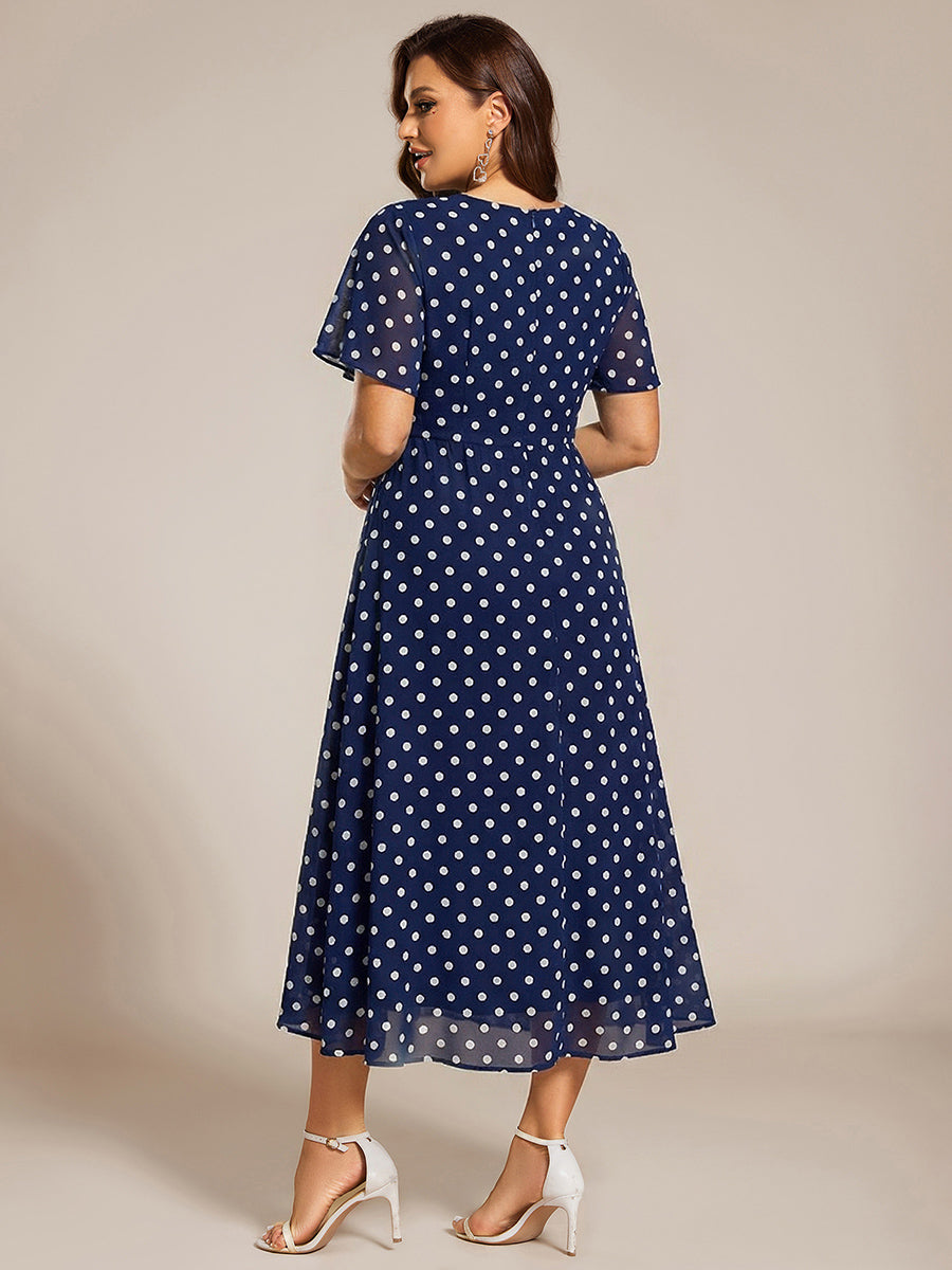 pretty LARK|Plus Size Chiffon Short Sleeves Pleated V-Neck A-Line Midi Wedding Guest Dress