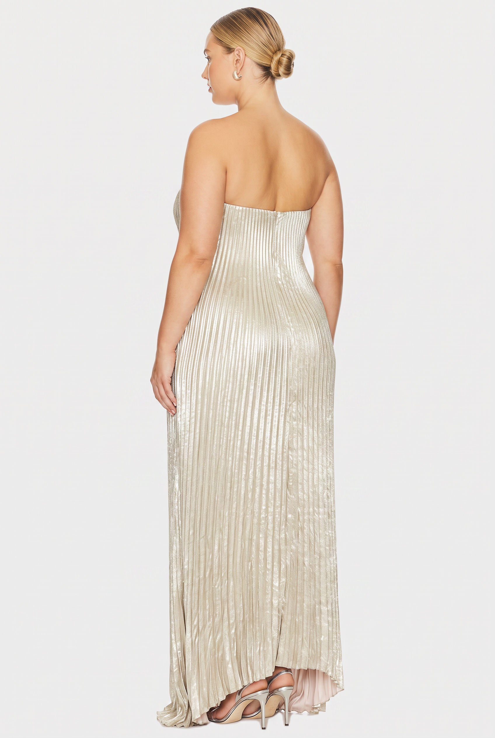 Duttini | Metallic Pleated Strapless Gown